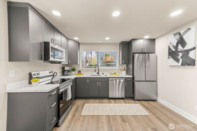 1411 26th Avenue , Seattle, WA 98122-3101 - Photo 12