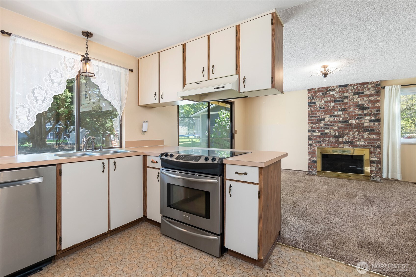 1205 156th Street Ct E, Tacoma, WA 98445