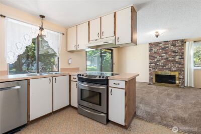 1205 156th Street Ct E, Tacoma, WA 98445 - Photo 13