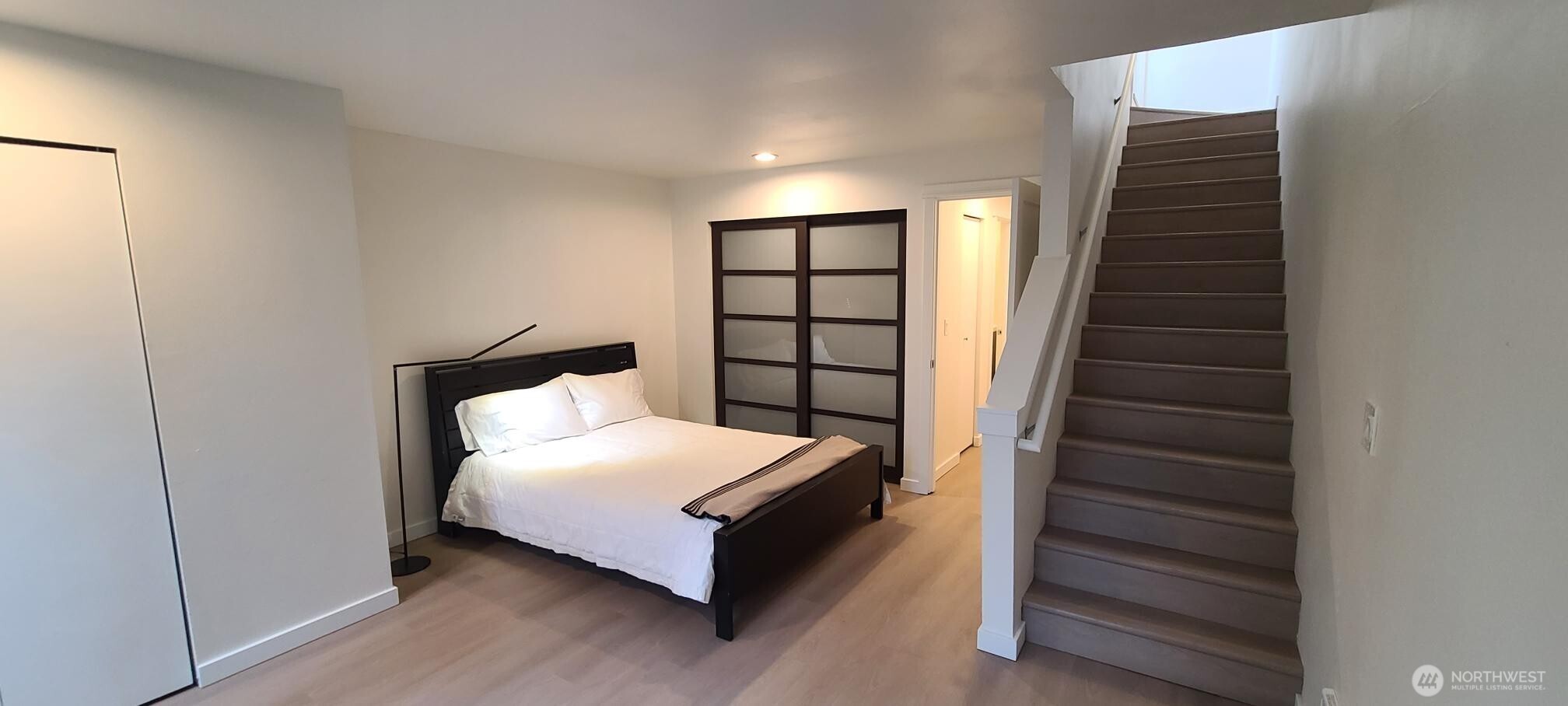 1817 11th Avenue W #F, Seattle, WA 98119