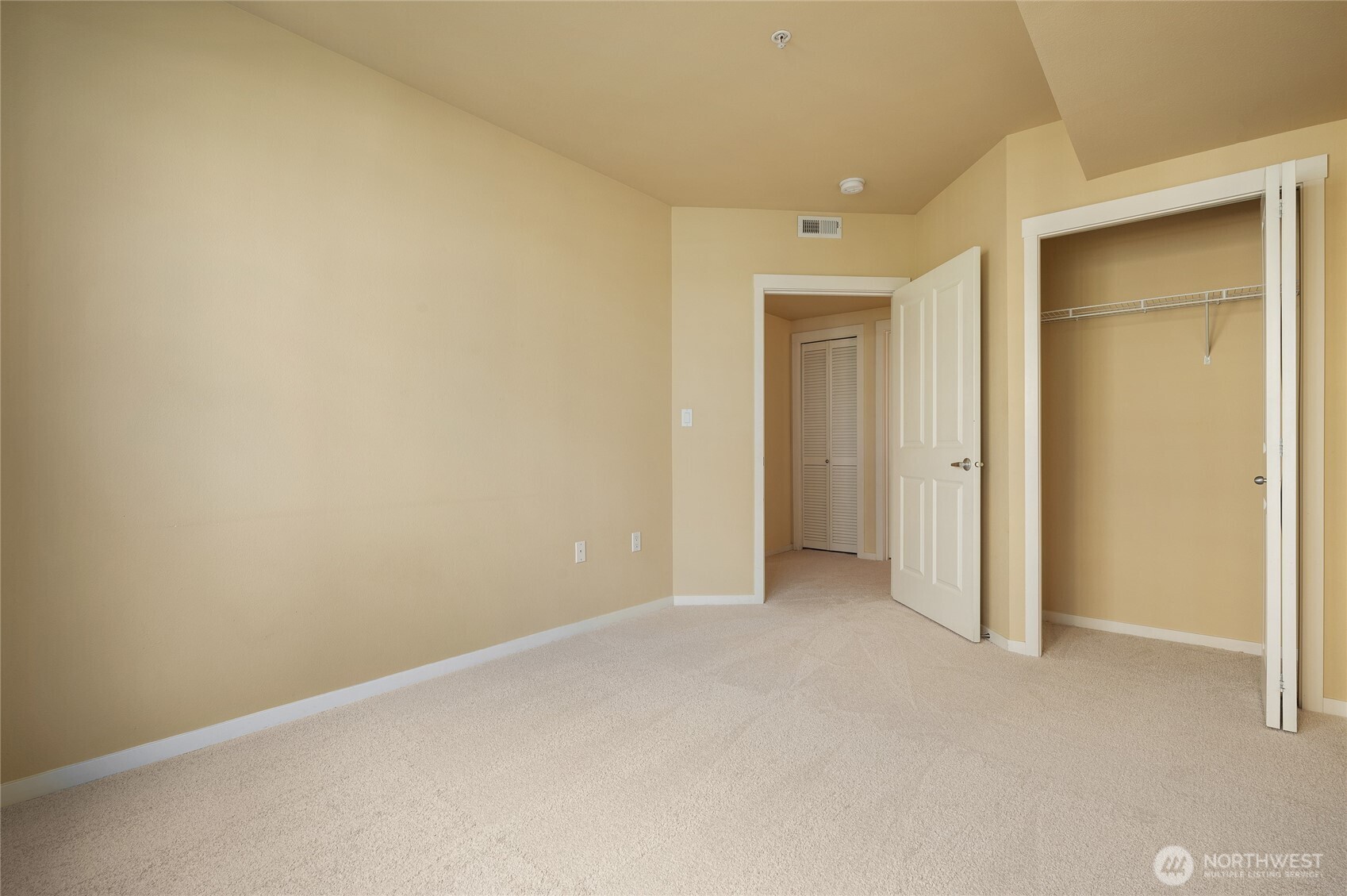 2901 NE Blakeley Street #335, Seattle, WA 98105