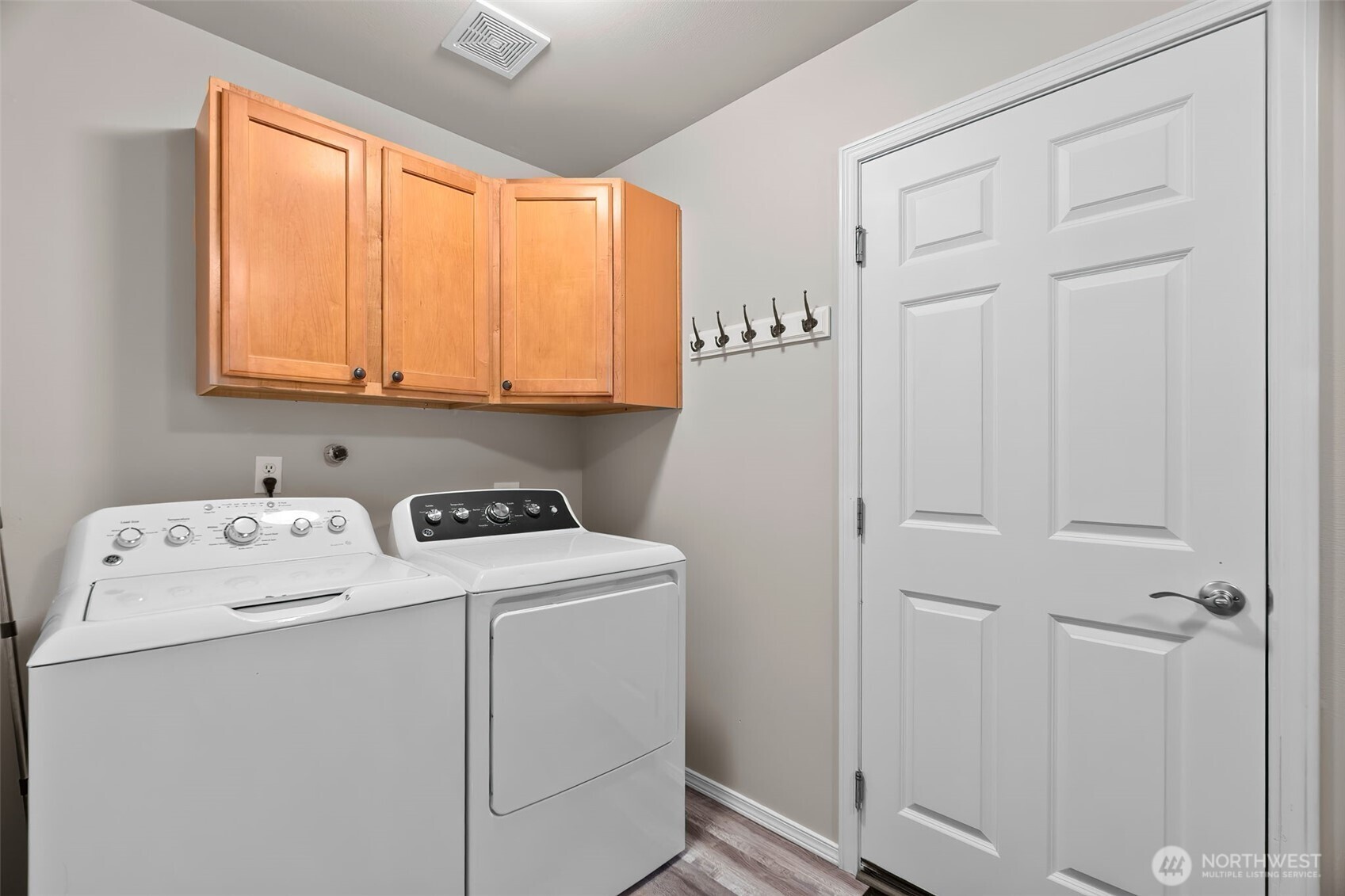 3075 McAllister Street , Dupont, WA 98327