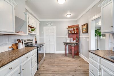 30721 Webster Road E, Eatonville, WA 98328 - Photo 10