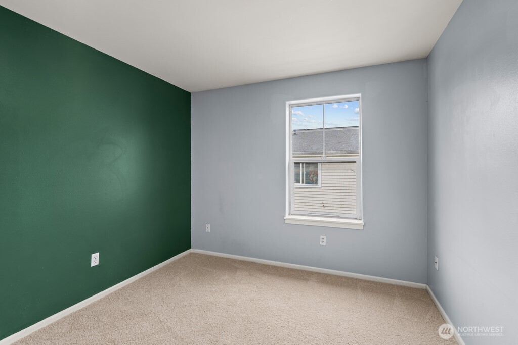 10549 Stone Ave N #303, Seattle, WA 98133