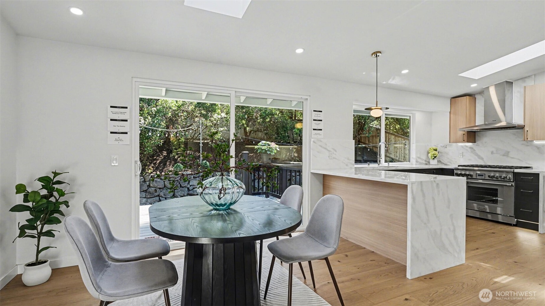 6560 W Mercer Way , Mercer Island, WA 98040