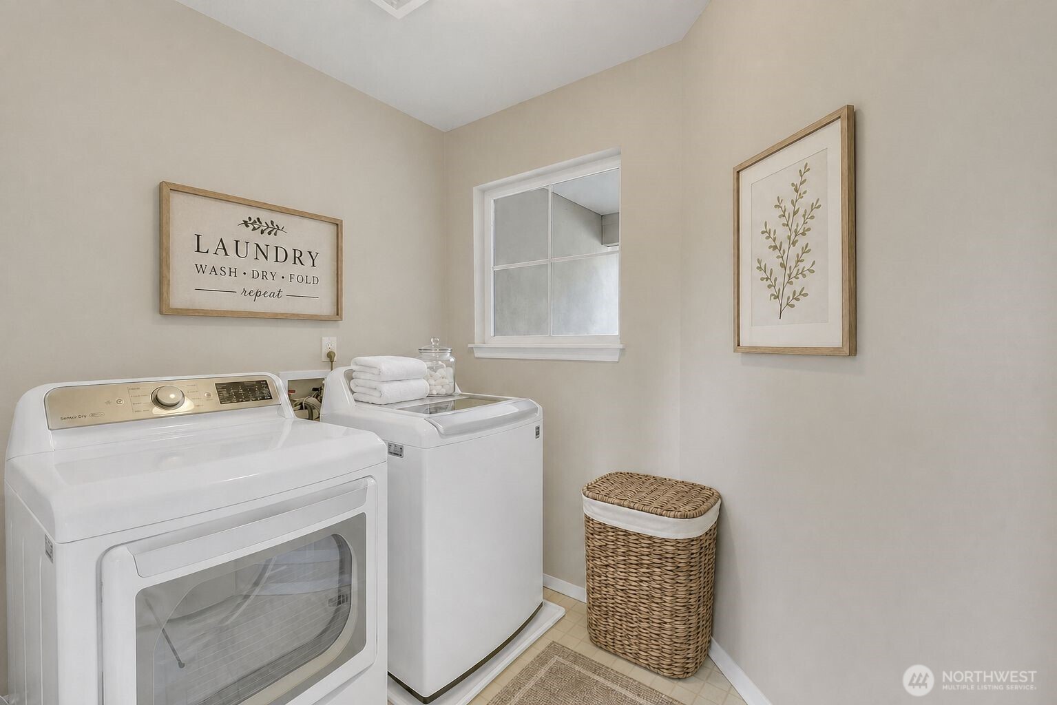 18397 NE 97th Court , Redmond, WA 98052-2912