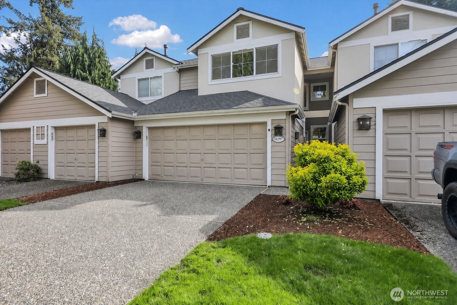 18397 NE 97th Court , Redmond, WA 98052-2912