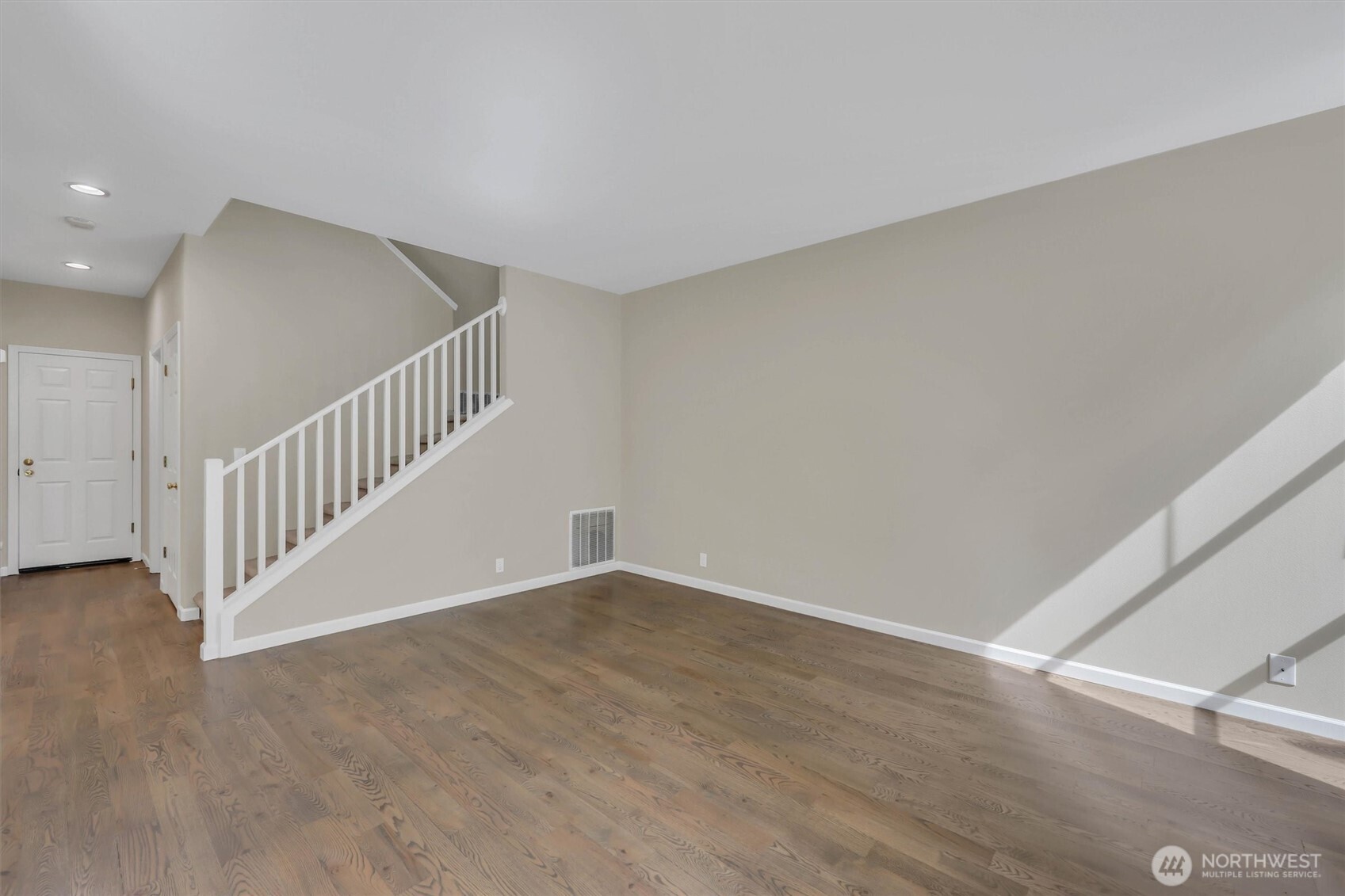 18397 NE 97th Court , Redmond, WA 98052-2912