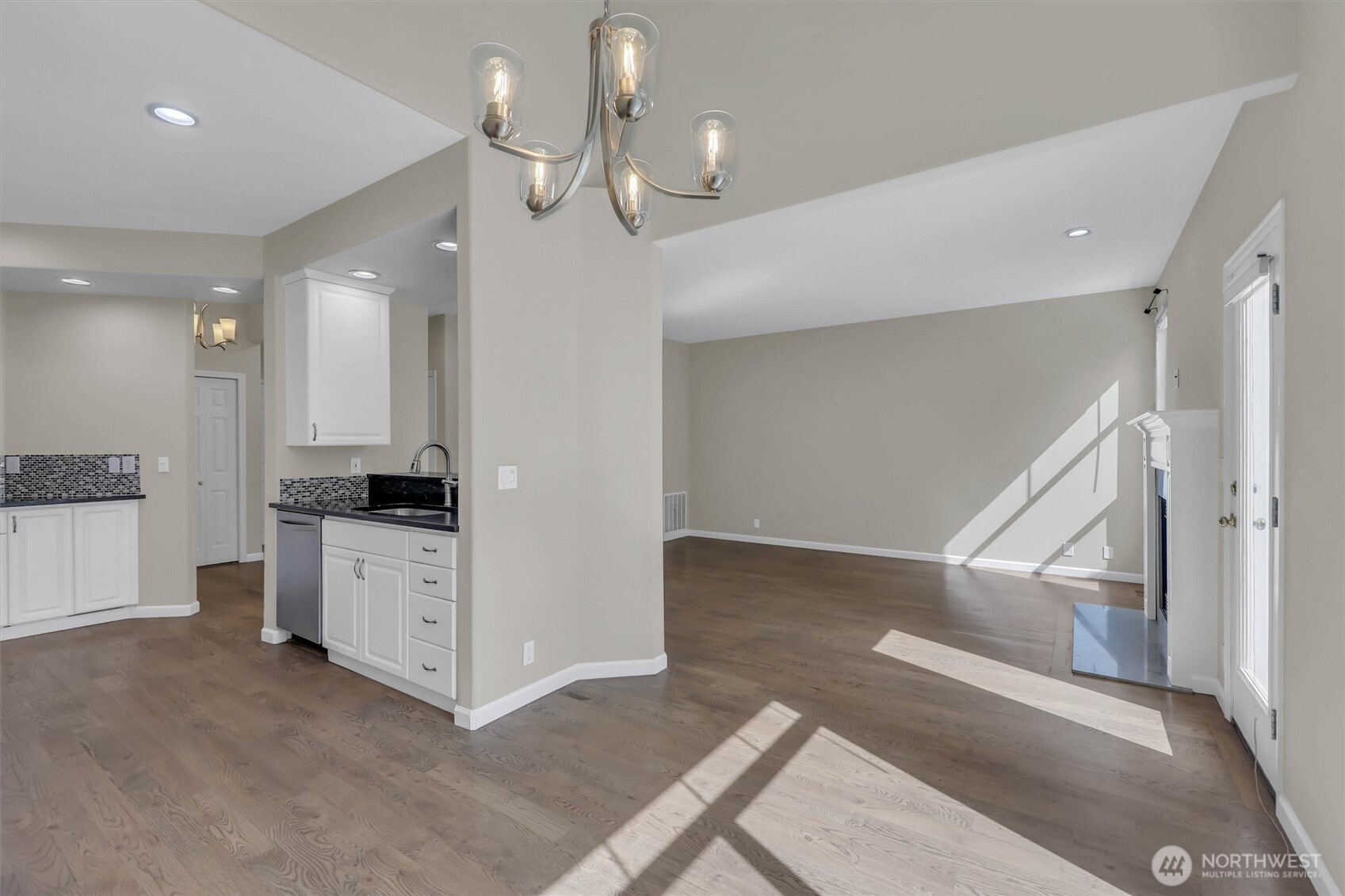 18397 NE 97th Court , Redmond, WA 98052-2912