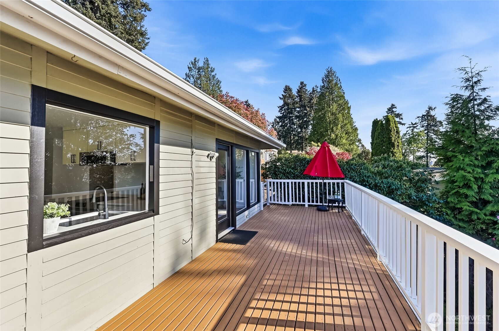 15419 62nd Avenue NE, Kenmore, WA 98028