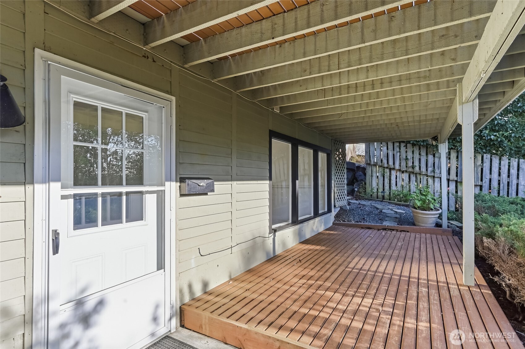 15419 62nd Avenue NE, Kenmore, WA 98028