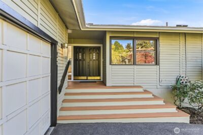 15419 62nd Avenue NE, Kenmore, WA 98028 - Photo 4