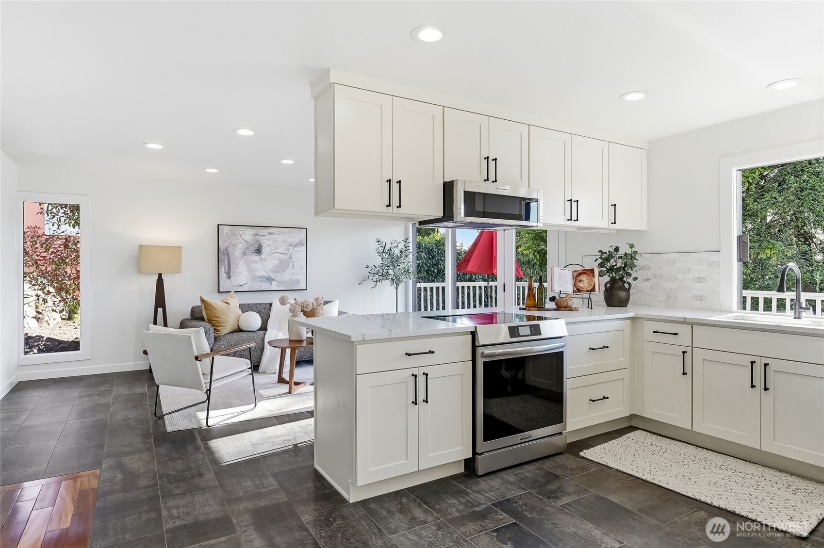 15419 62nd Avenue NE, Kenmore, WA 98028
