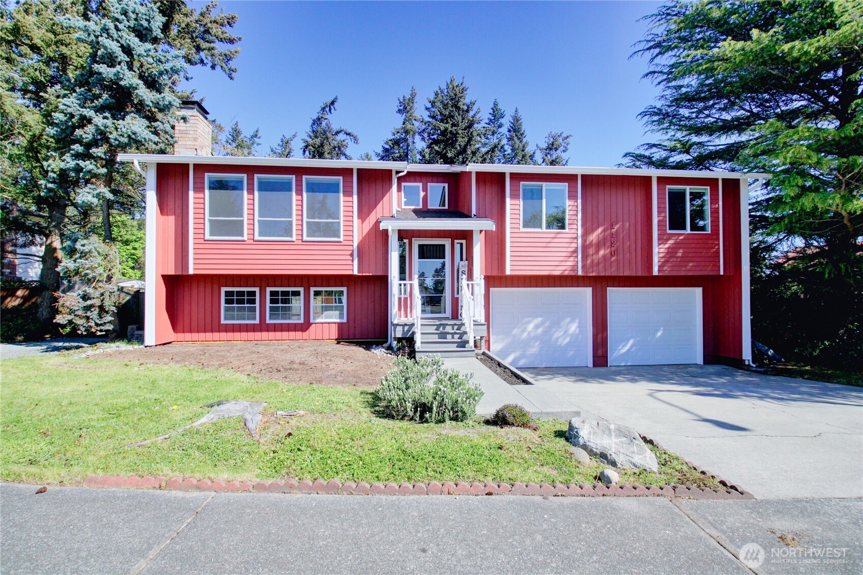 1120 SW 8th Avenue , Oak Harbor, WA 98277