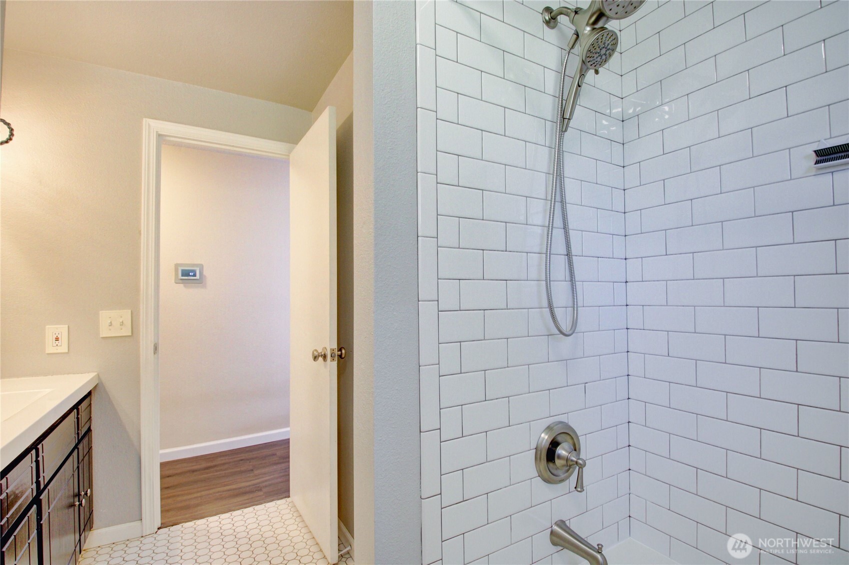 1120 SW 8th Avenue , Oak Harbor, WA 98277