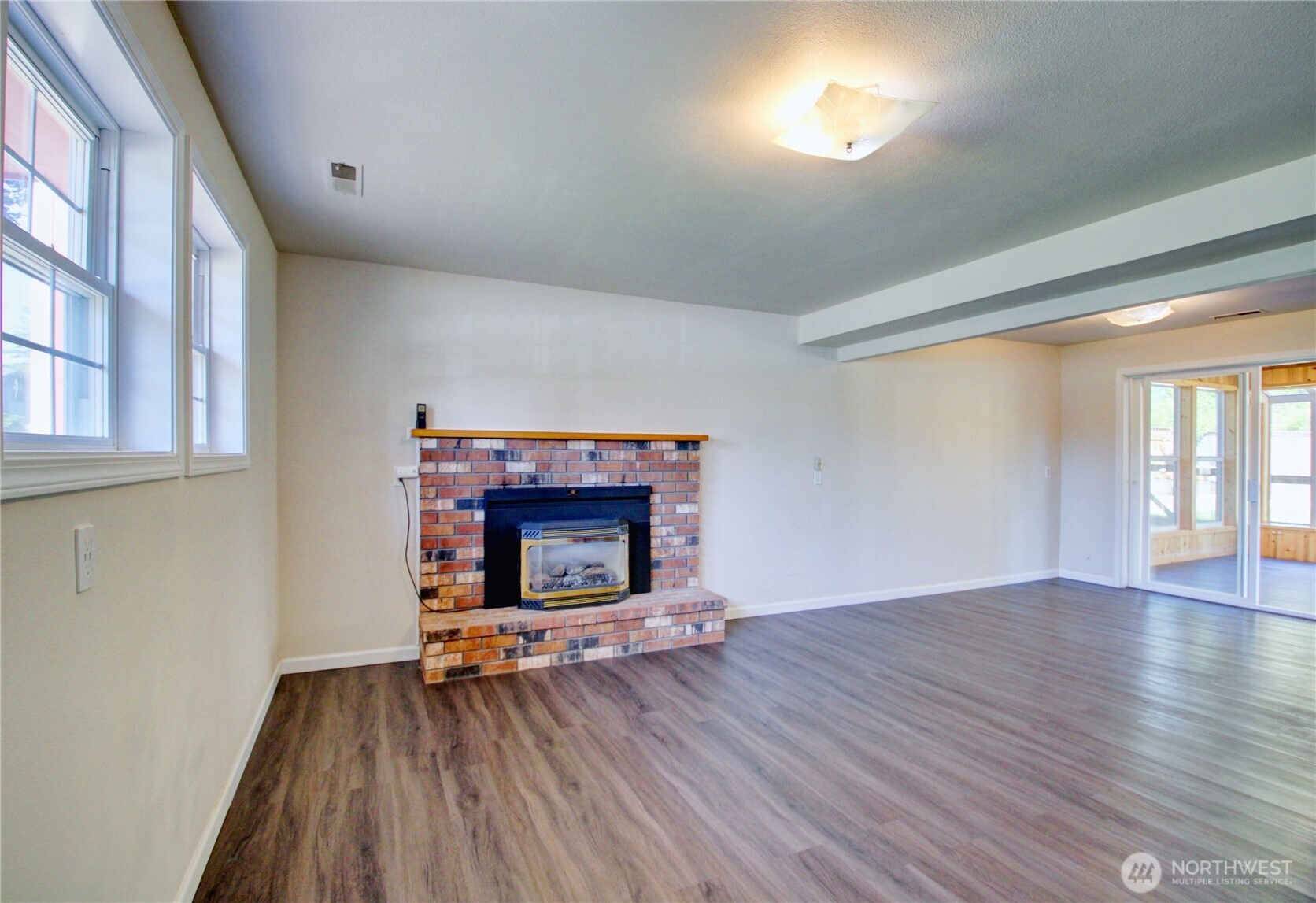 1120 SW 8th Avenue , Oak Harbor, WA 98277
