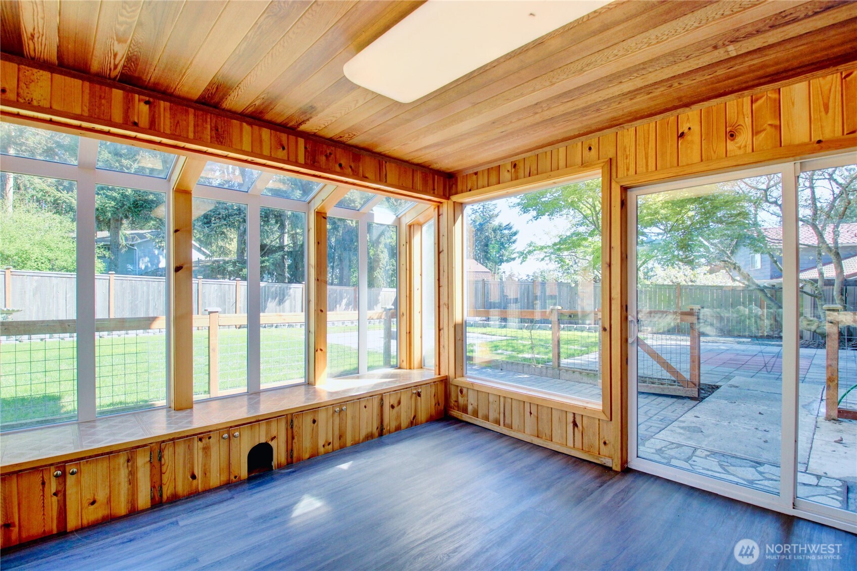 1120 SW 8th Avenue , Oak Harbor, WA 98277