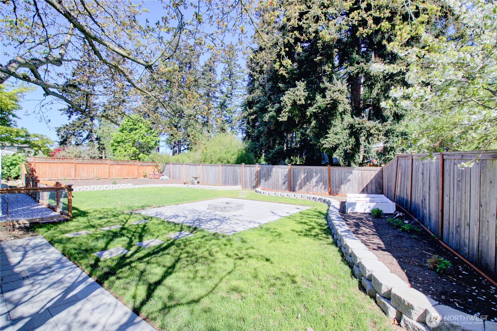 1120 SW 8th Avenue , Oak Harbor, WA 98277