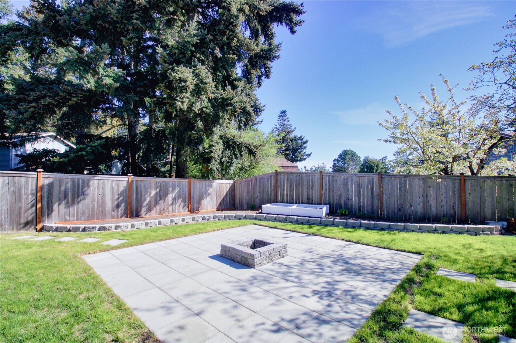 1120 SW 8th Avenue , Oak Harbor, WA 98277
