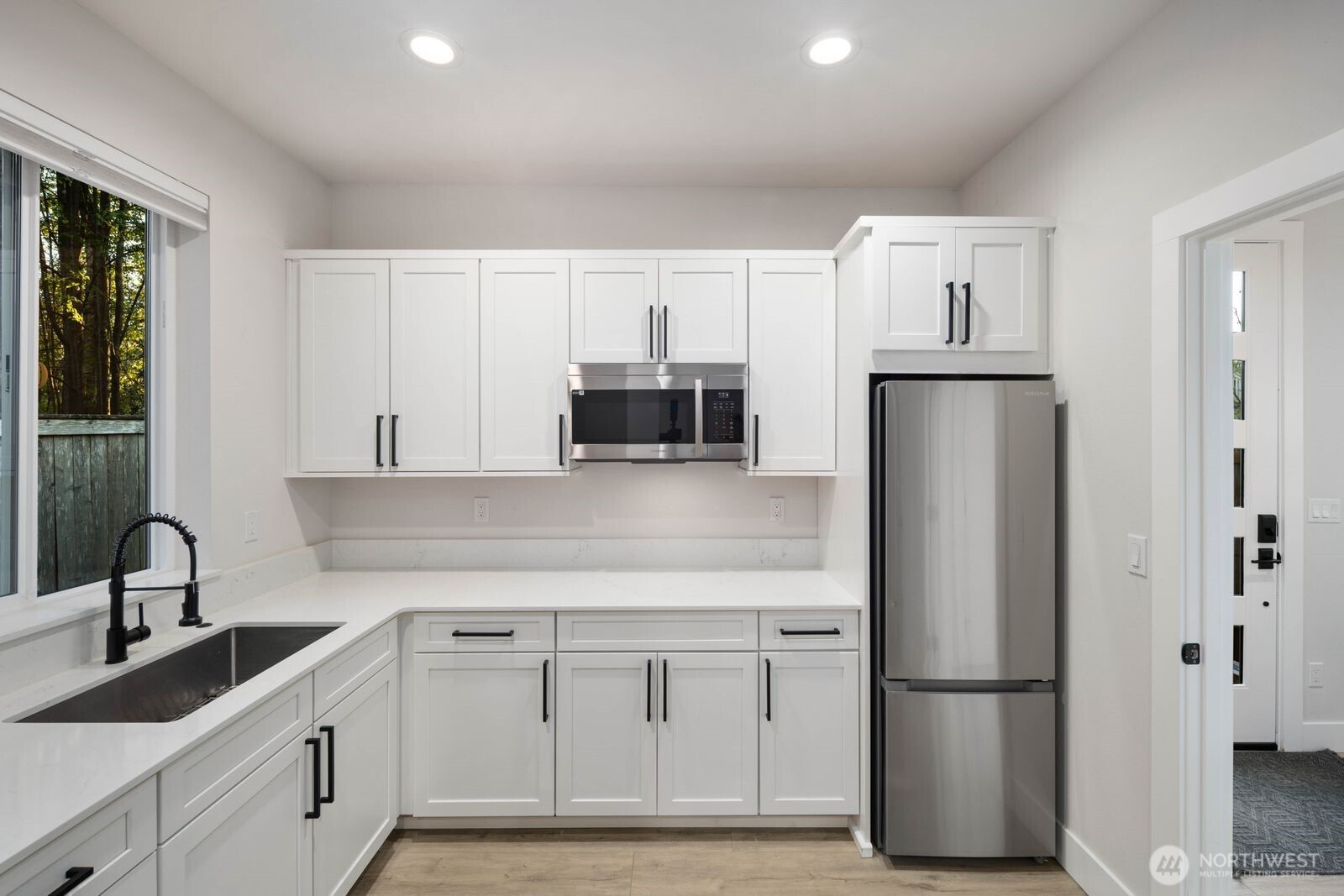 15218 50th Place W #B, Edmonds, WA 98026