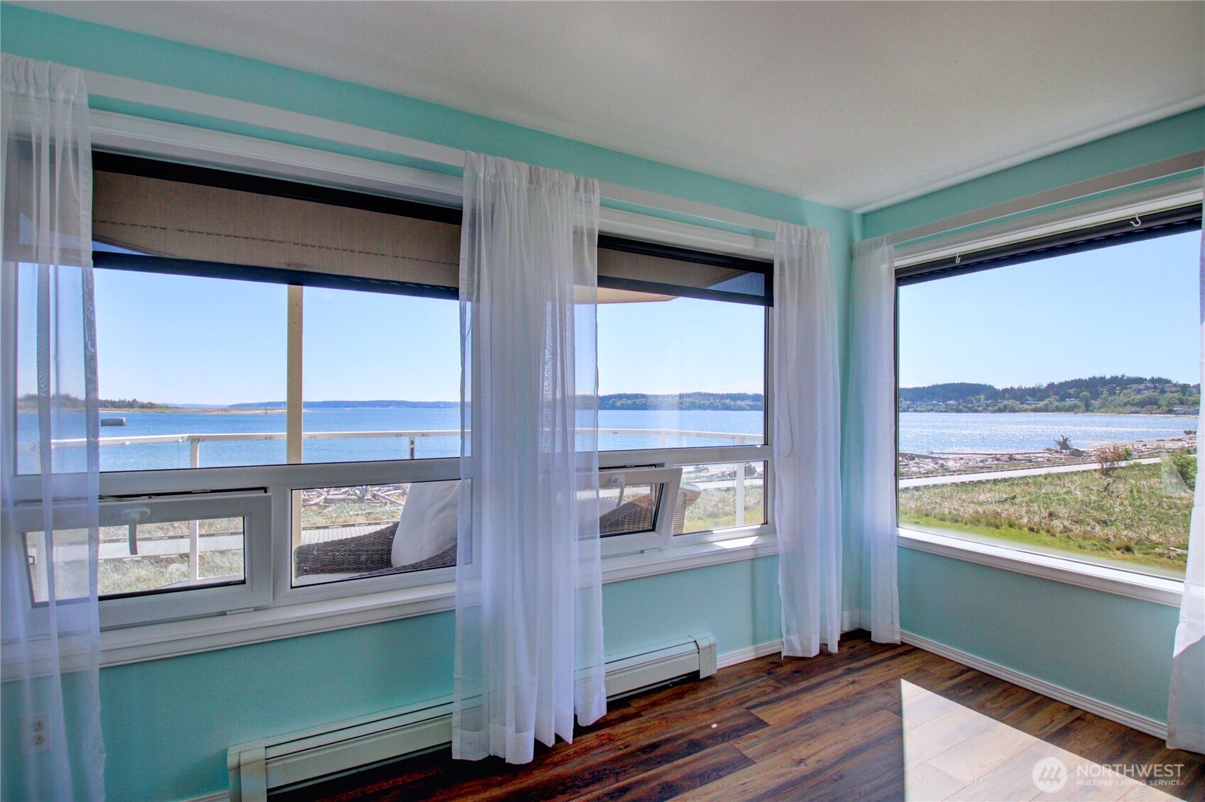 747 SE Bayshore Drive #202, Oak Harbor, WA 98277