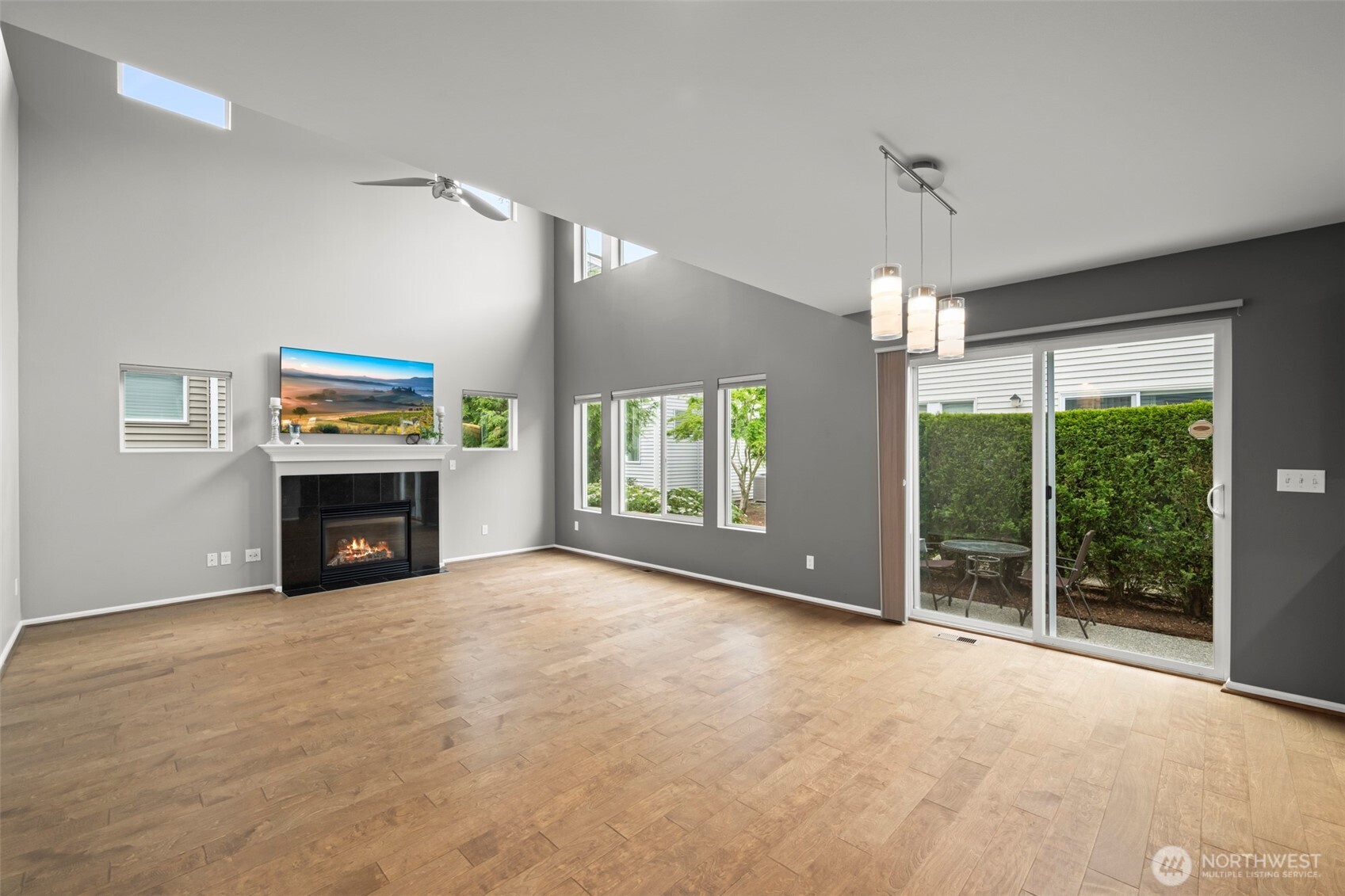 11261 241st Place NE #86, Redmond, WA 98053