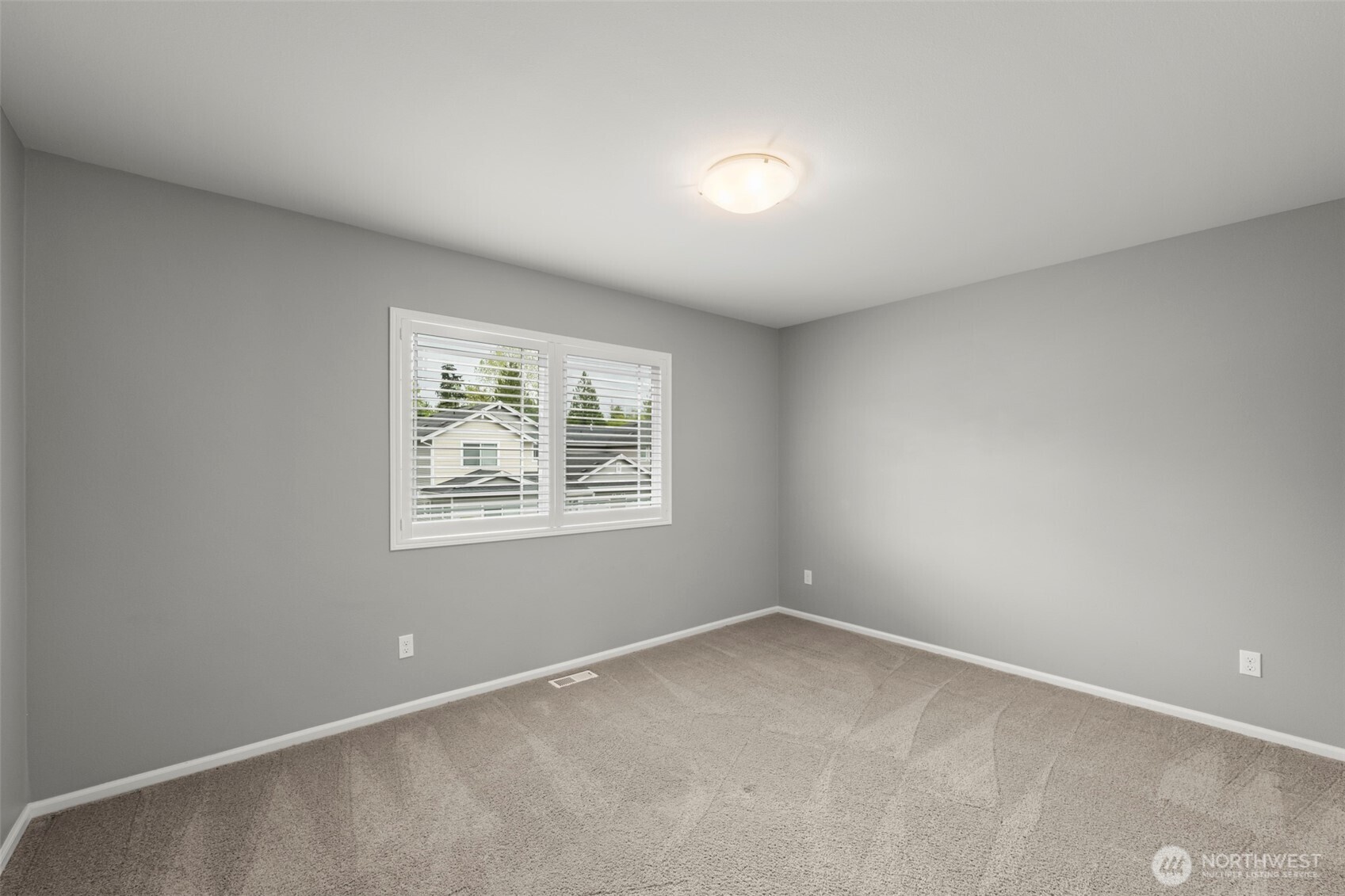 11261 241st Place NE #86, Redmond, WA 98053