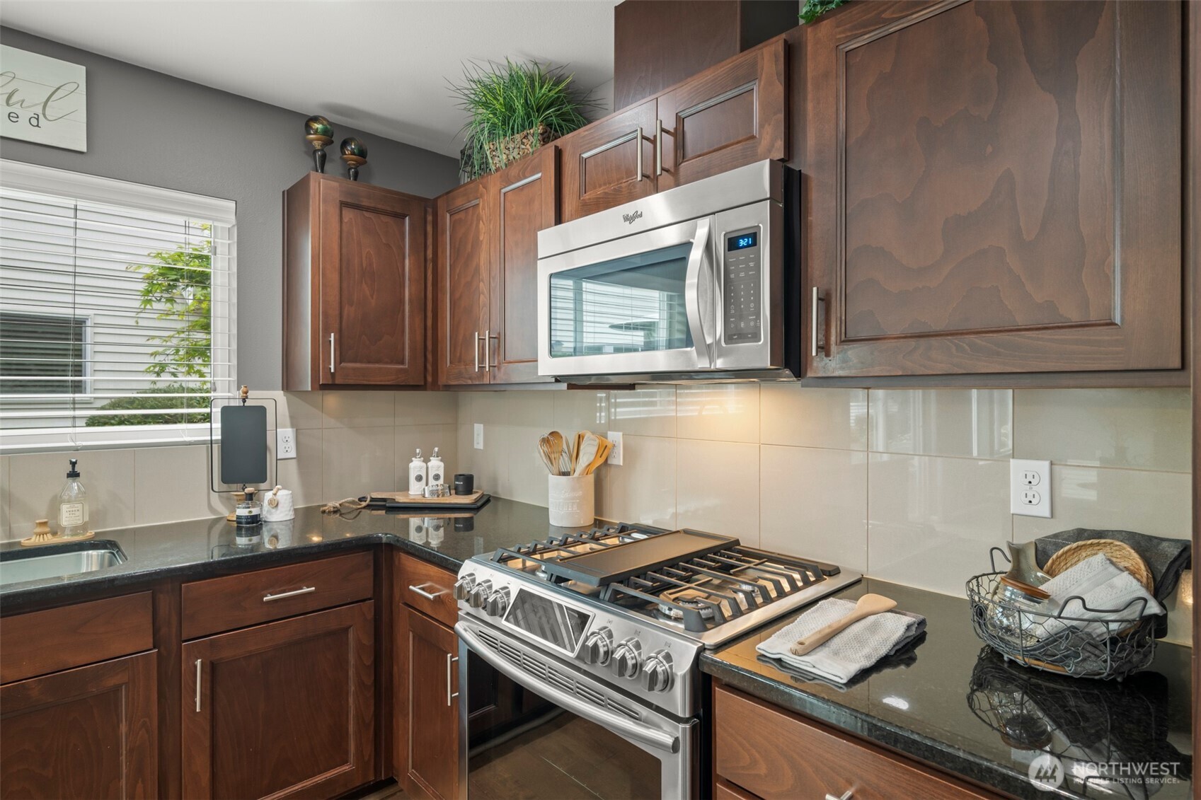 11261 241st Place NE #86, Redmond, WA 98053