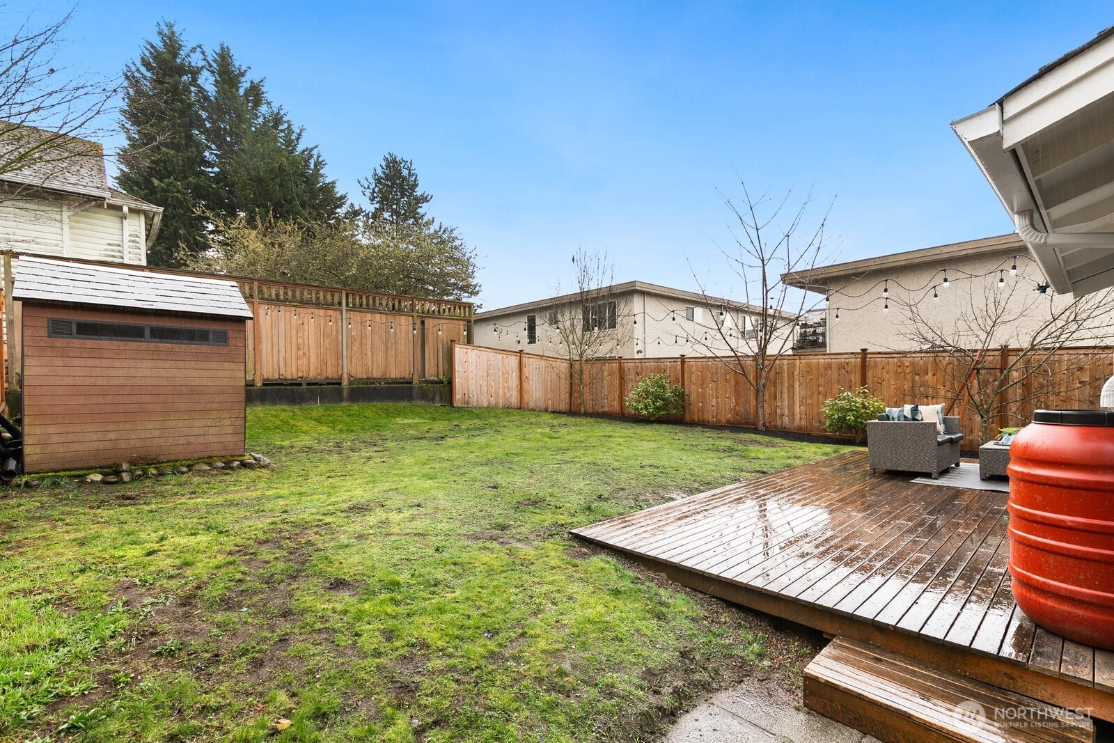 4207 SW Manning St , Seattle, WA 98116