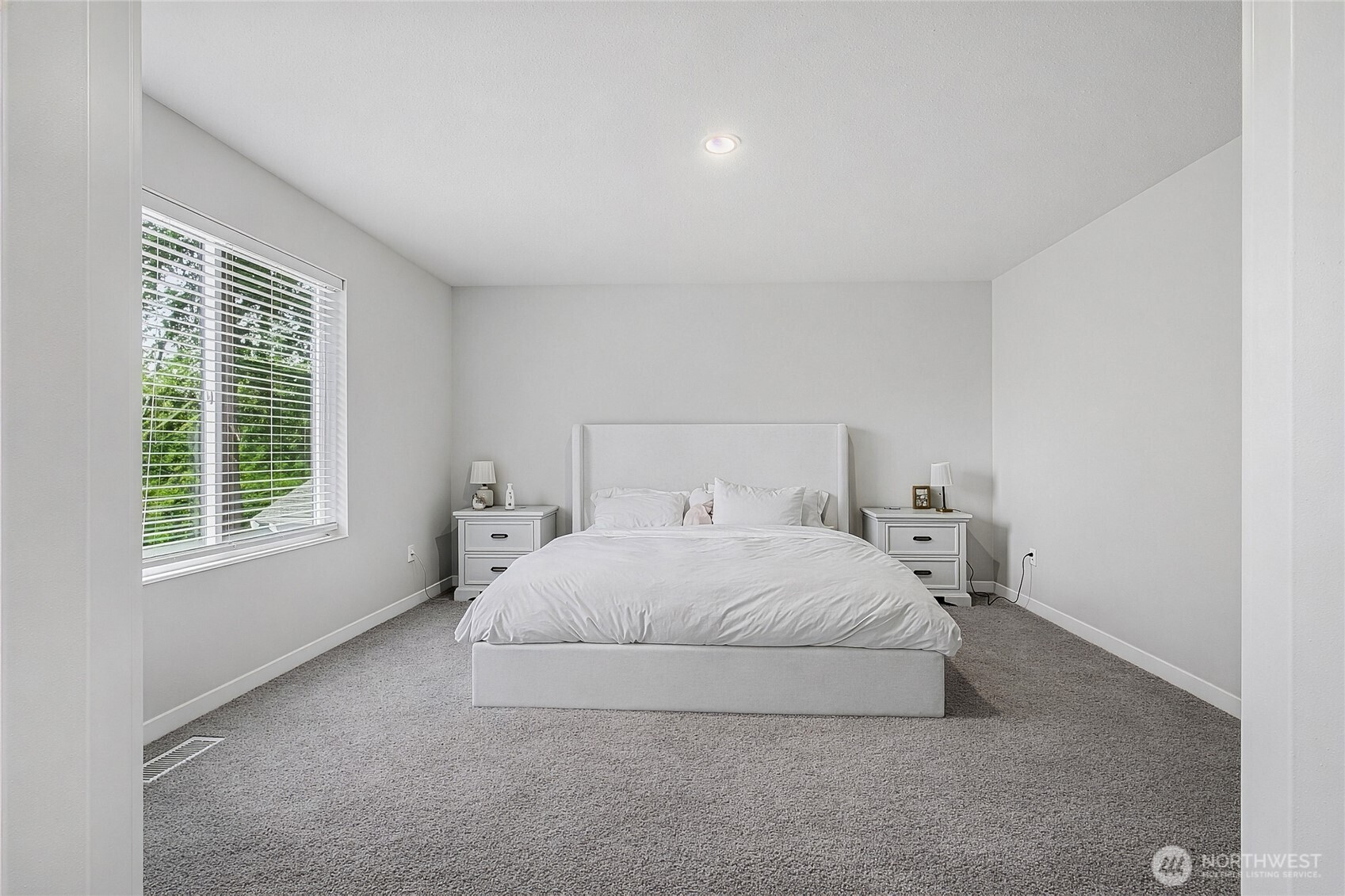 8723 13th Court E, Tacoma, WA 98445