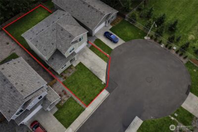 8723 13th Court E, Tacoma, WA 98445 - Photo 2