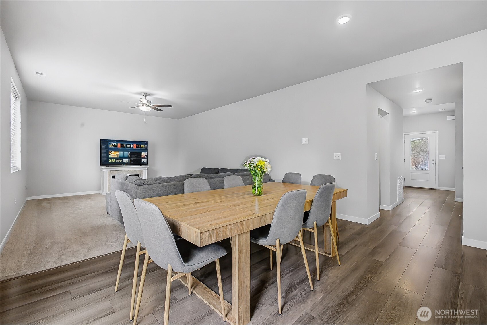 8723 13th Court E, Tacoma, WA 98445