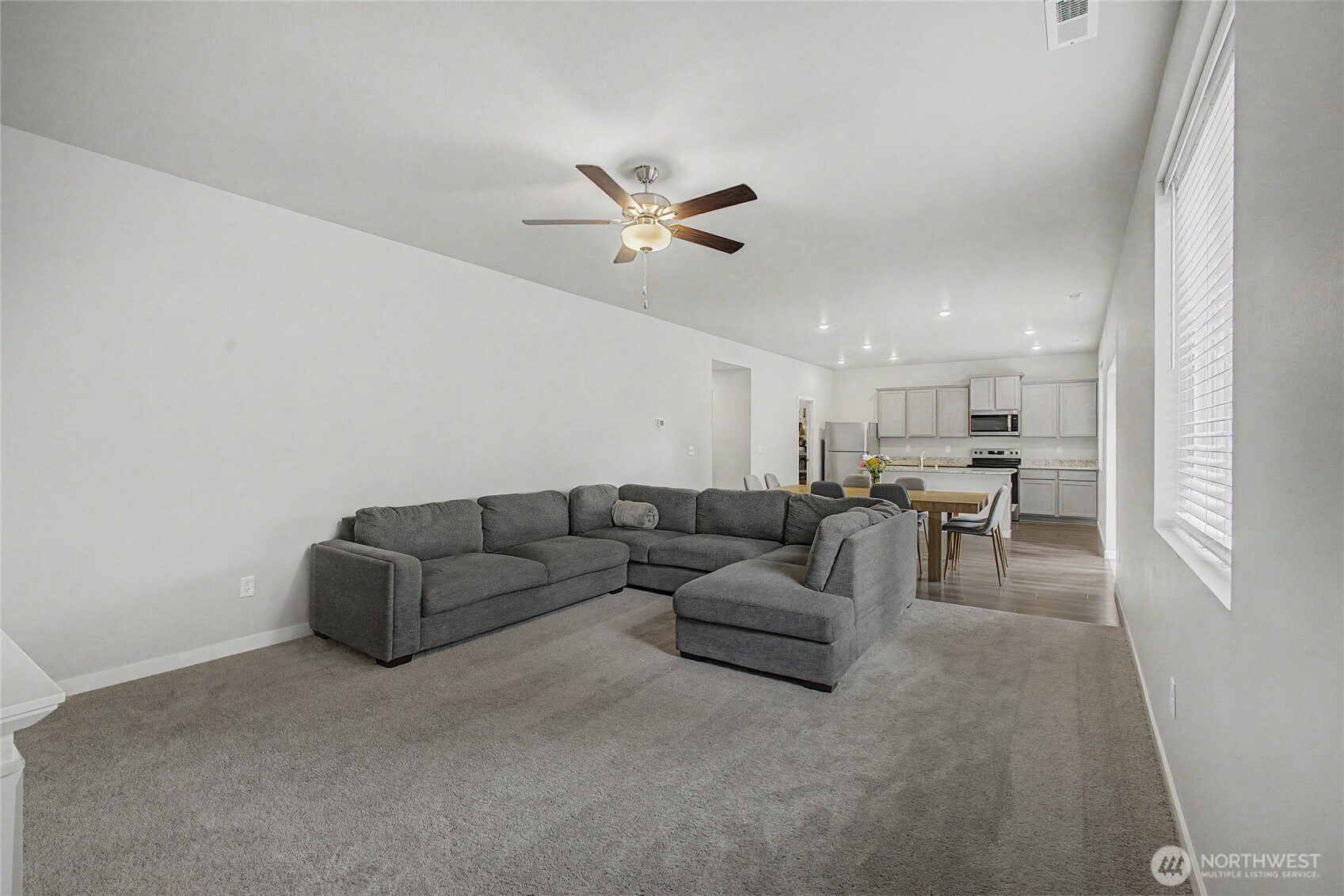 8723 13th Court E, Tacoma, WA 98445