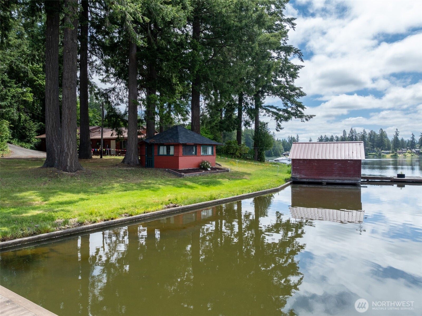 3621 Walthew Drive SE, Lacey, WA 98503