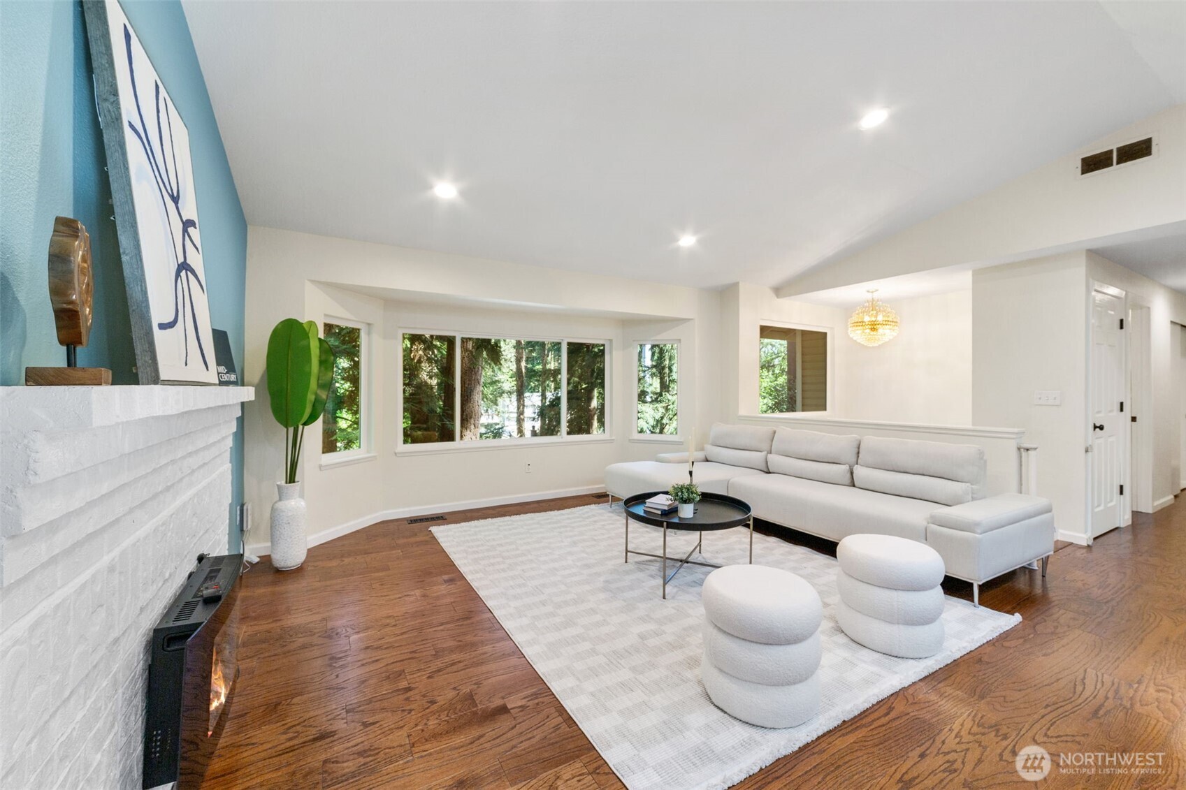 839 NE 200th Street , Shoreline, WA 98155