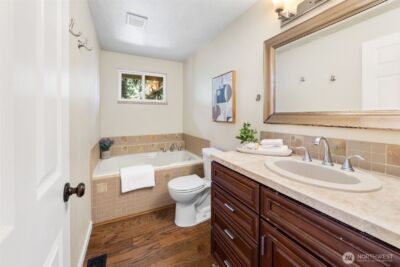 839 NE 200th Street , Shoreline, WA 98155 - Photo 9