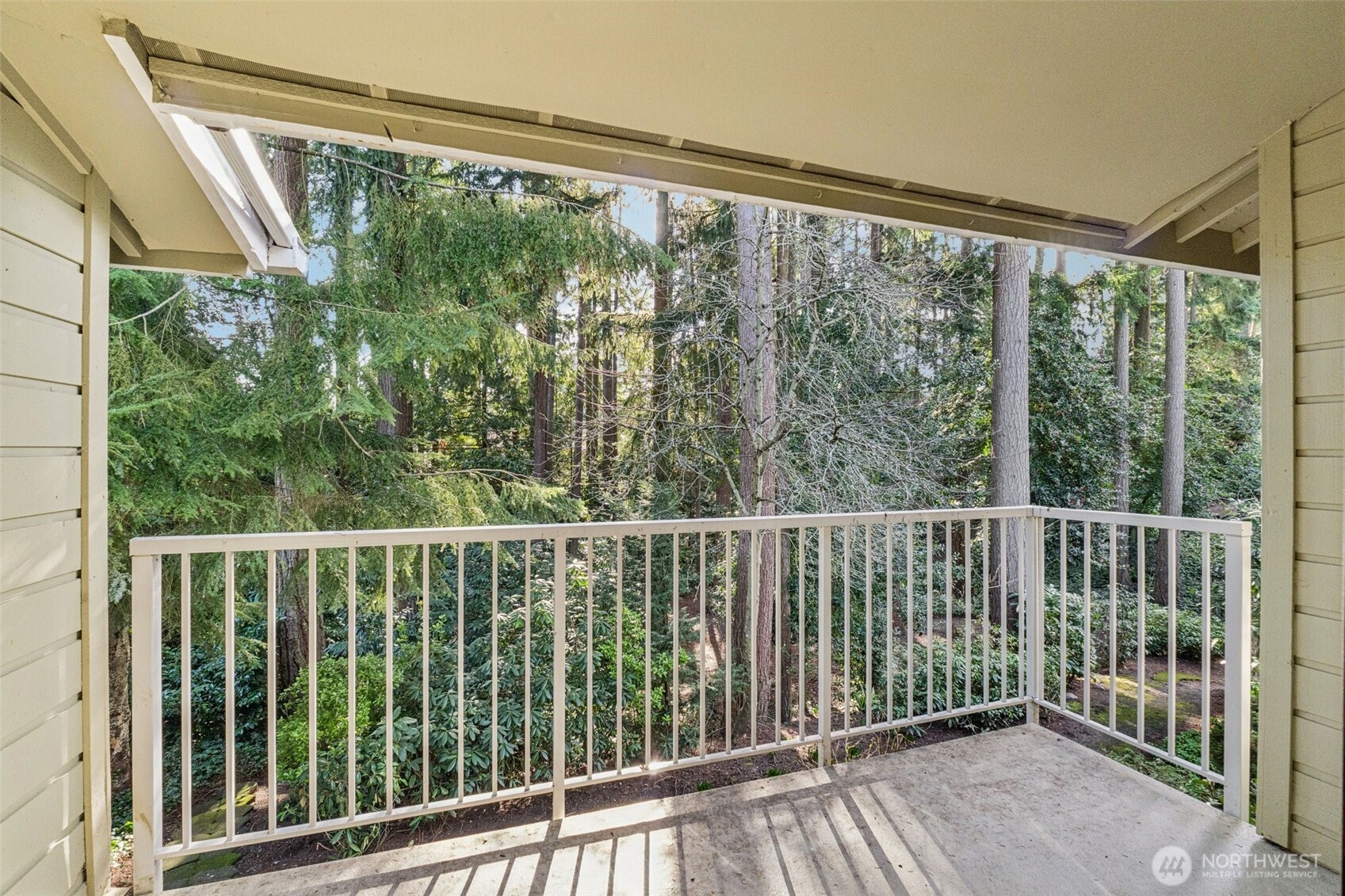 5502 220th Street SW #D201, Mountlake Terrace, WA 98043