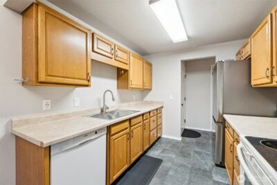 5502 220th Street SW #D201, Mountlake Terrace, WA 98043 - Photo 10