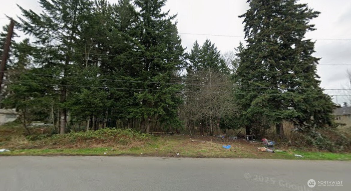 119 XX Avondale Road , Everett, WA 98204