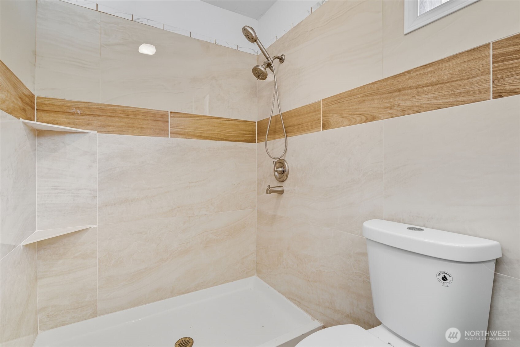 20310 NW Cedar Lane , Poulsbo, WA 98370