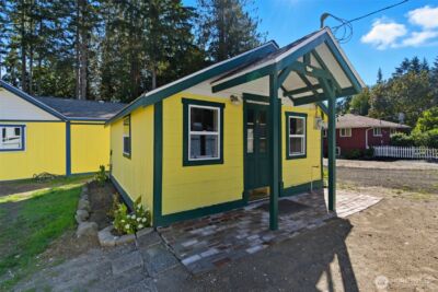 20310 NW Cedar Lane , Poulsbo, WA 98370 - Photo 30