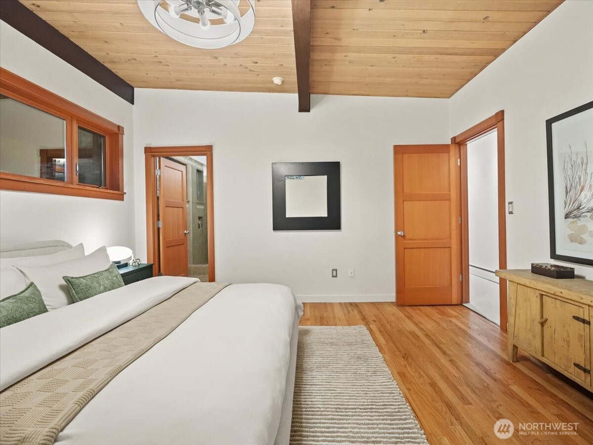 11501 4th Avenue NW, Seattle, WA 98177