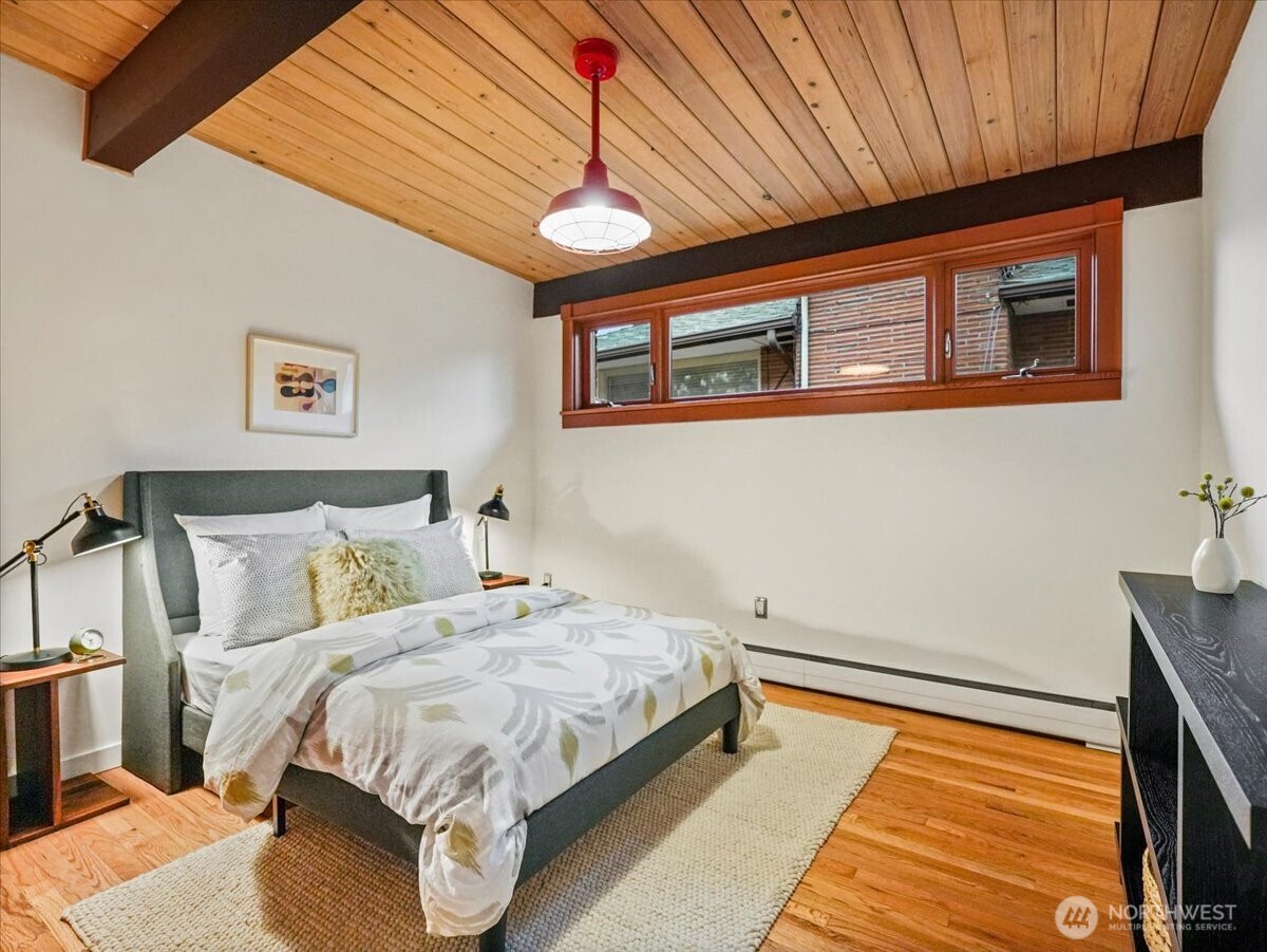 11501 4th Avenue NW, Seattle, WA 98177