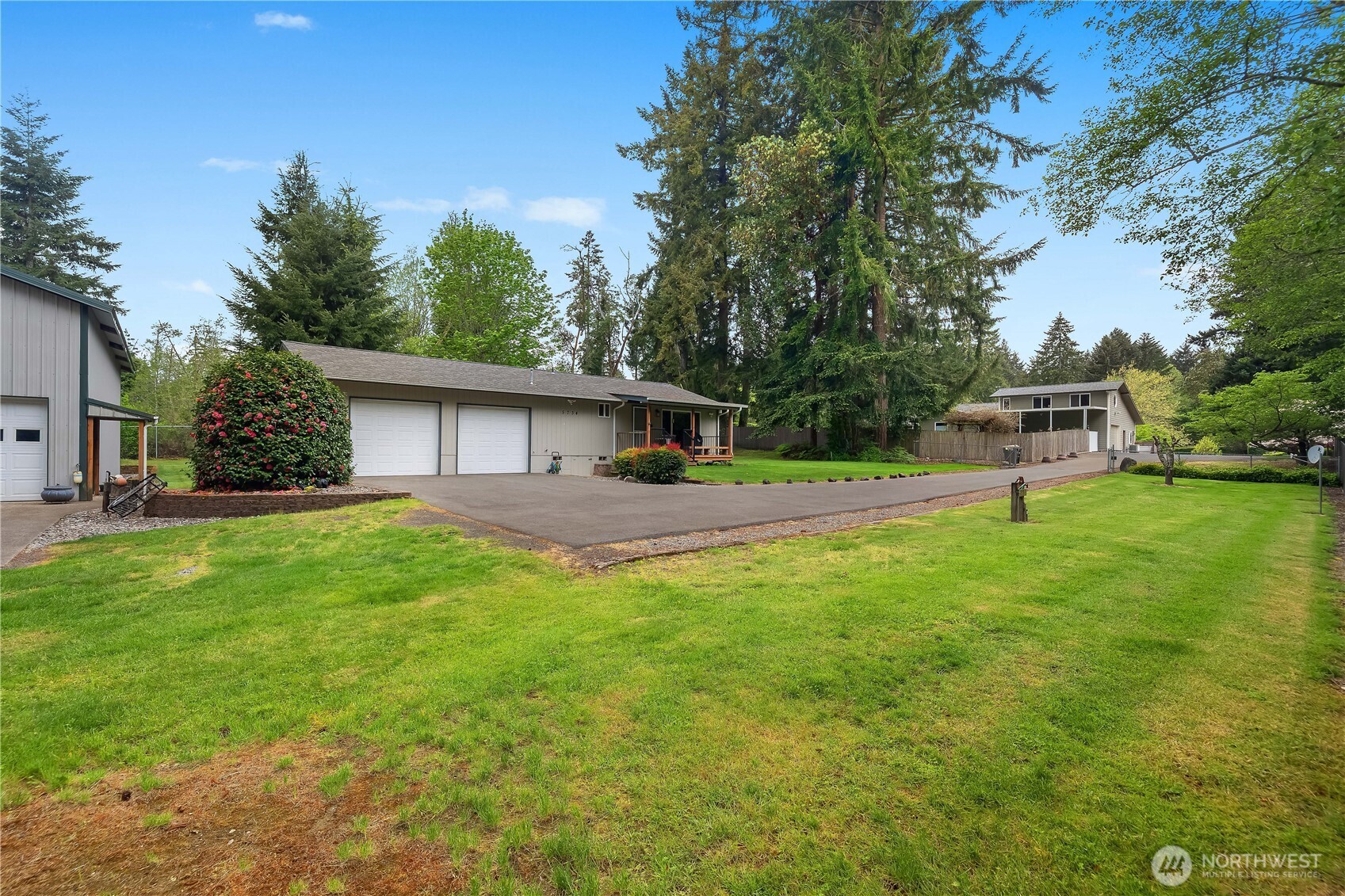 5732 Hill Street NE, Olympia, WA 98516-9551