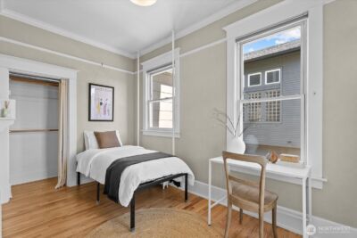 920 4th Avenue N, Seattle, WA 98109 - Photo 15