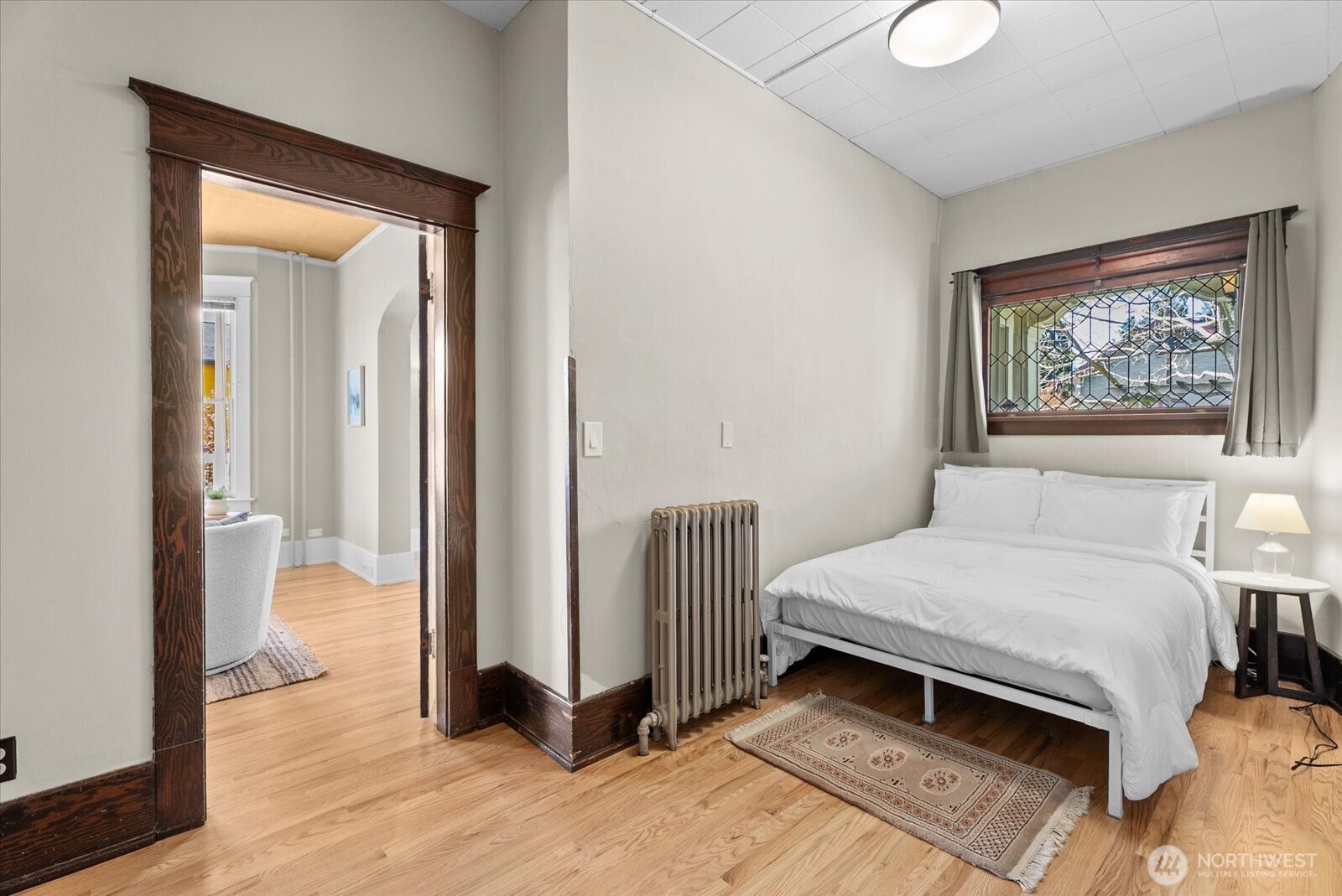 920 4th Avenue N, Seattle, WA 98109