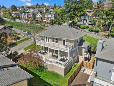 920 4th Avenue N, Seattle, WA 98109 - Photo 7