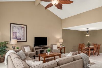118 SW 116th Street #D32, Seattle, WA 98146 - Photo 2