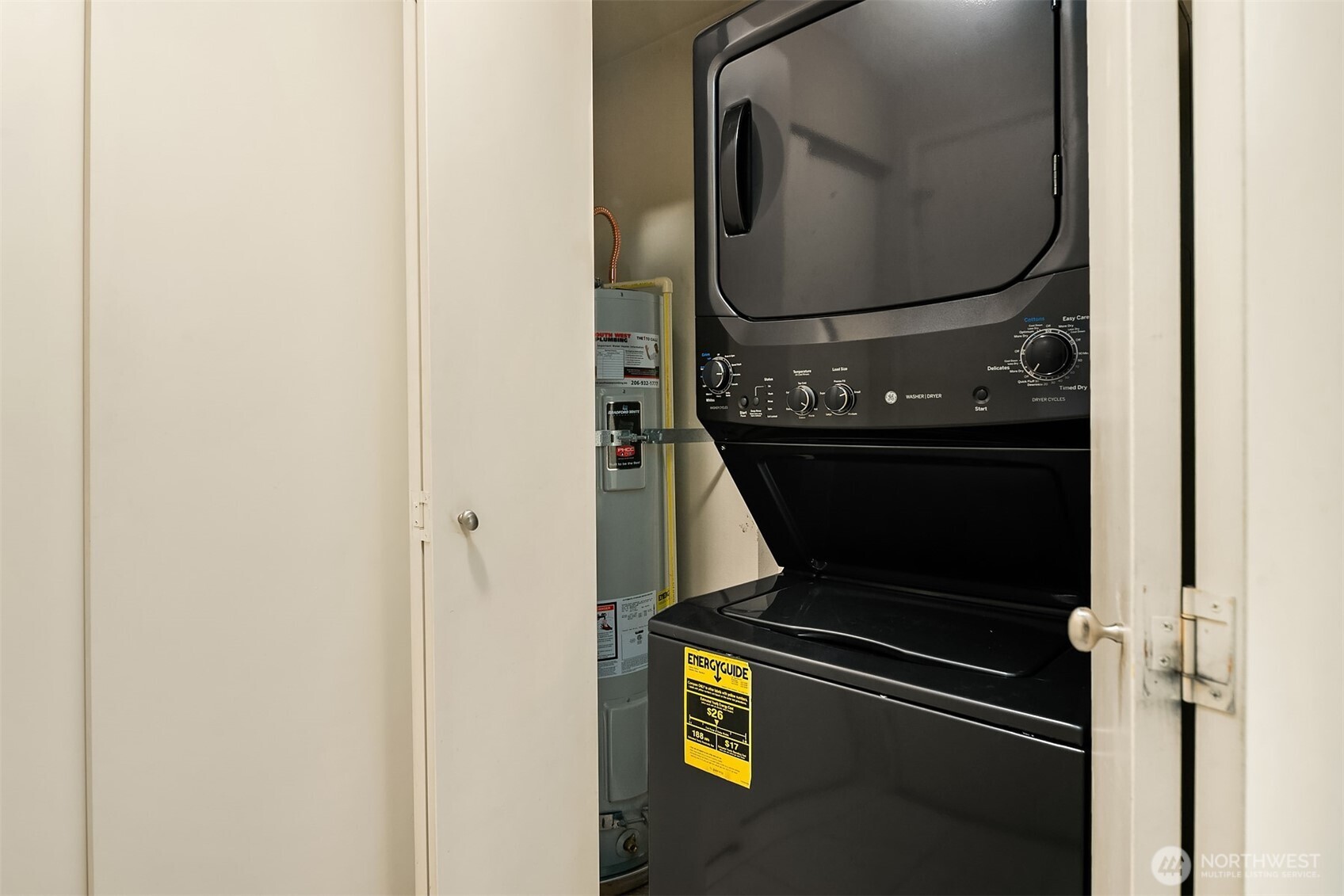 118 SW 116th Street #D32, Seattle, WA 98146