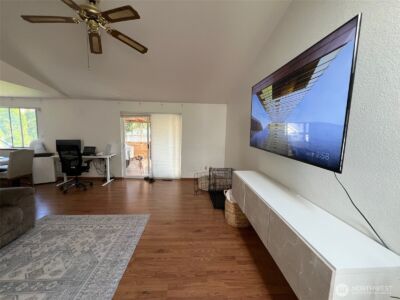 6021 57th Avenue SE, Lacey, WA 98513 - Photo 2